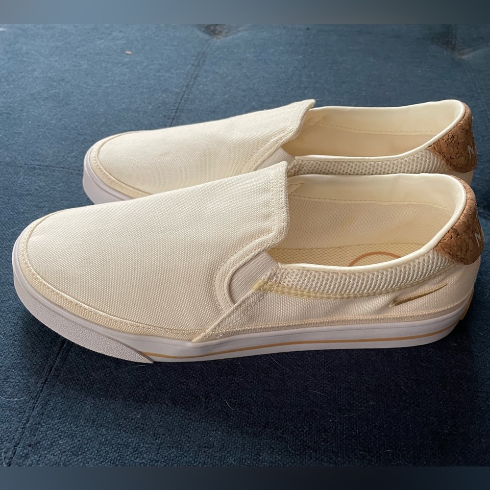 Nike court royale slip on shoes